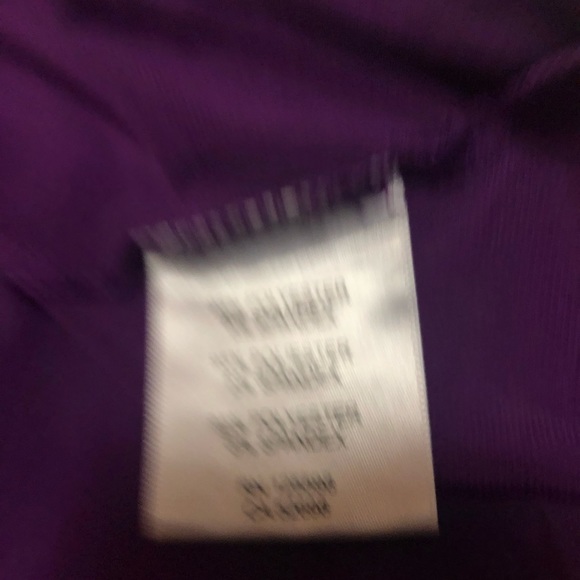 3/$10 scoop neck fitted Top purple w/ gold - Picture 6 of 7